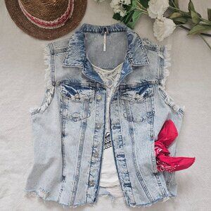 Free People Distressed Denim Vest Sleeveless Jacket Light Wash Size S